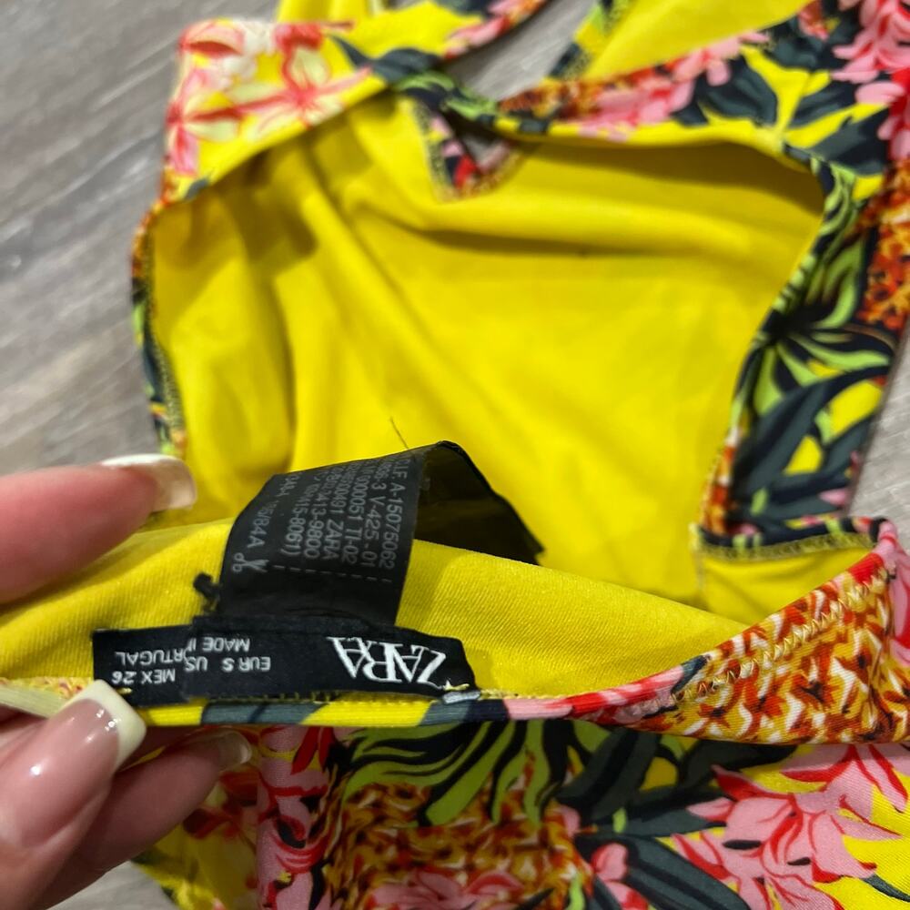 Zara Yellow Tropical Deep V One Piece Swimsuit - Size Small - Picture 3 of 5